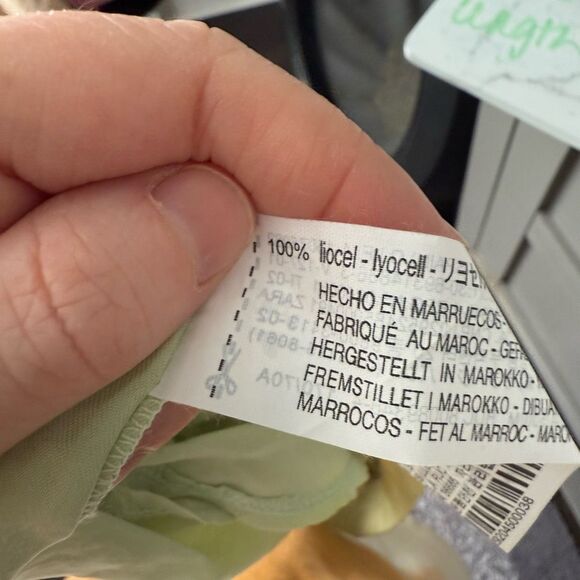 Zara Women’s Medium Green Tencel Shorts New - Picture 6 of 6